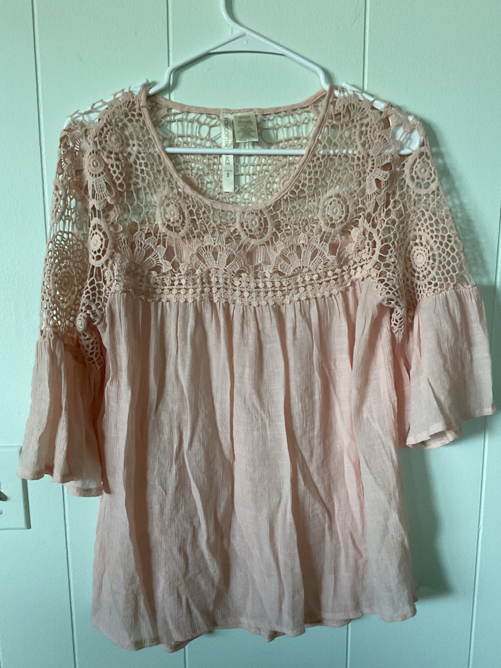Forgotten Grace Women's Lace Yoke Peasant Top - Blush Pink